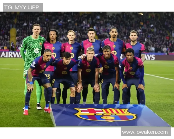 怀旧足球岁月珍藏老照片回顾经典瞬间与传奇球星的辉煌历程 怀旧足球岁月珍藏老照片回顾经典瞬间与传奇球星的辉煌历程