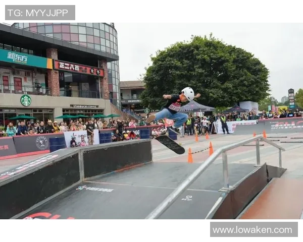 重庆滑板队的战术分析与盯防策略探讨